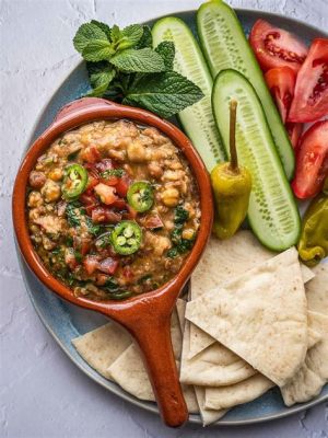 Ful Medames: Uma Sinfonia de Grão-de-Bico Cremoso e Especiarias Envolventes!